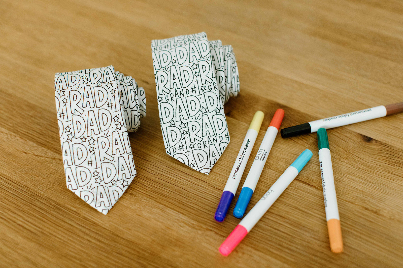 Rad GRAND Dad Coloring Tie  *markers sold separately