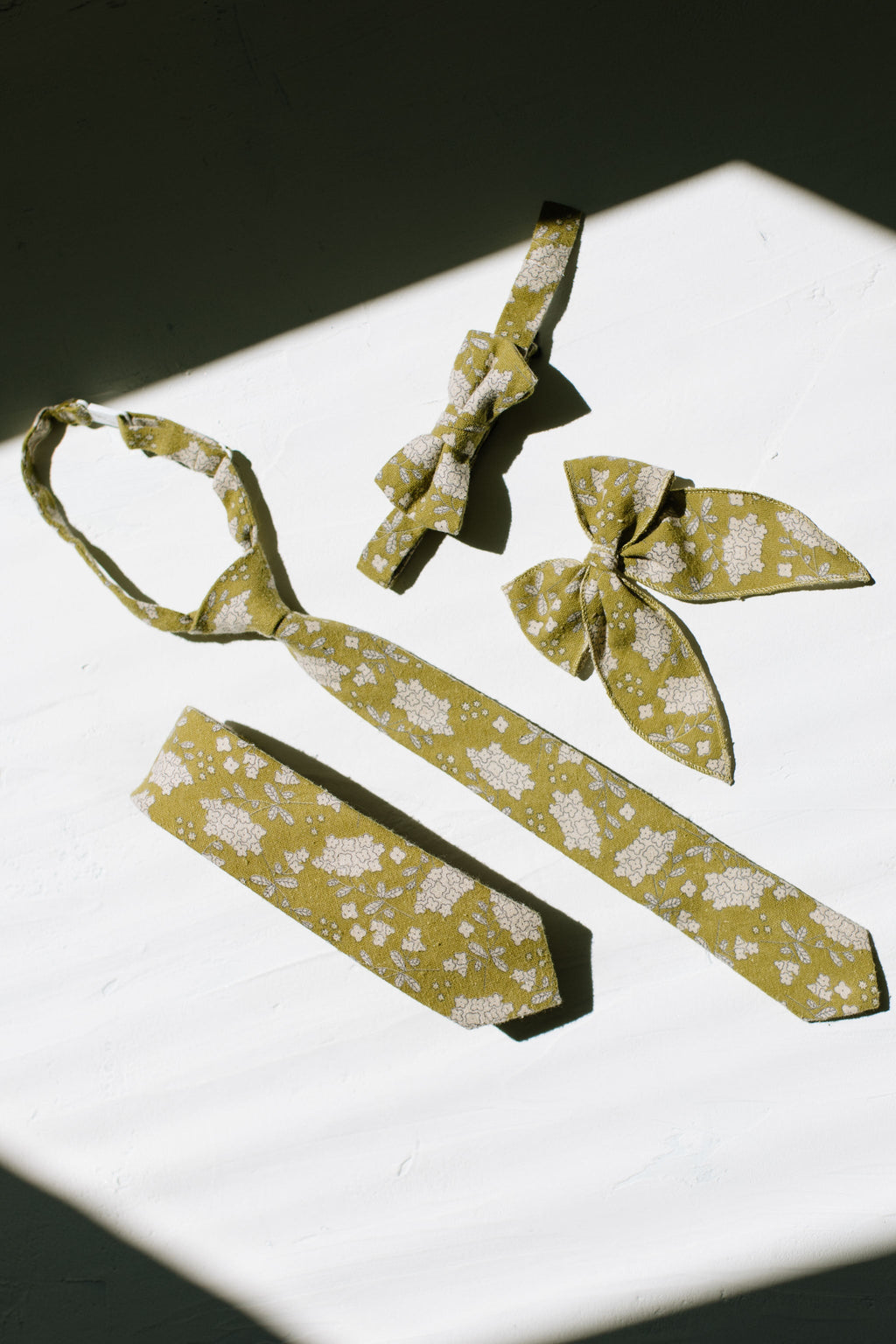 Lemongrass Boys Tie