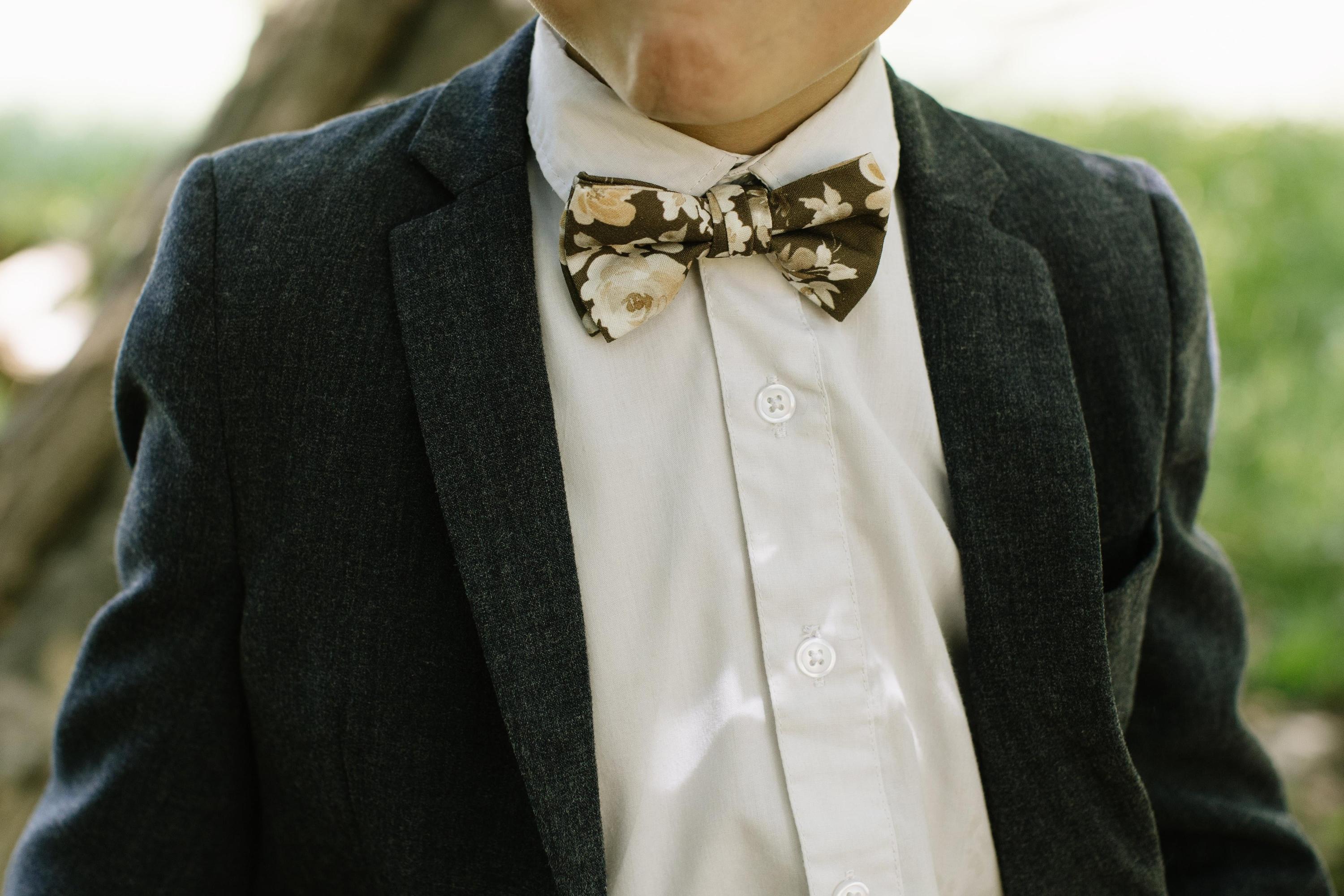 Magnolia Floral Boys Bow Tie