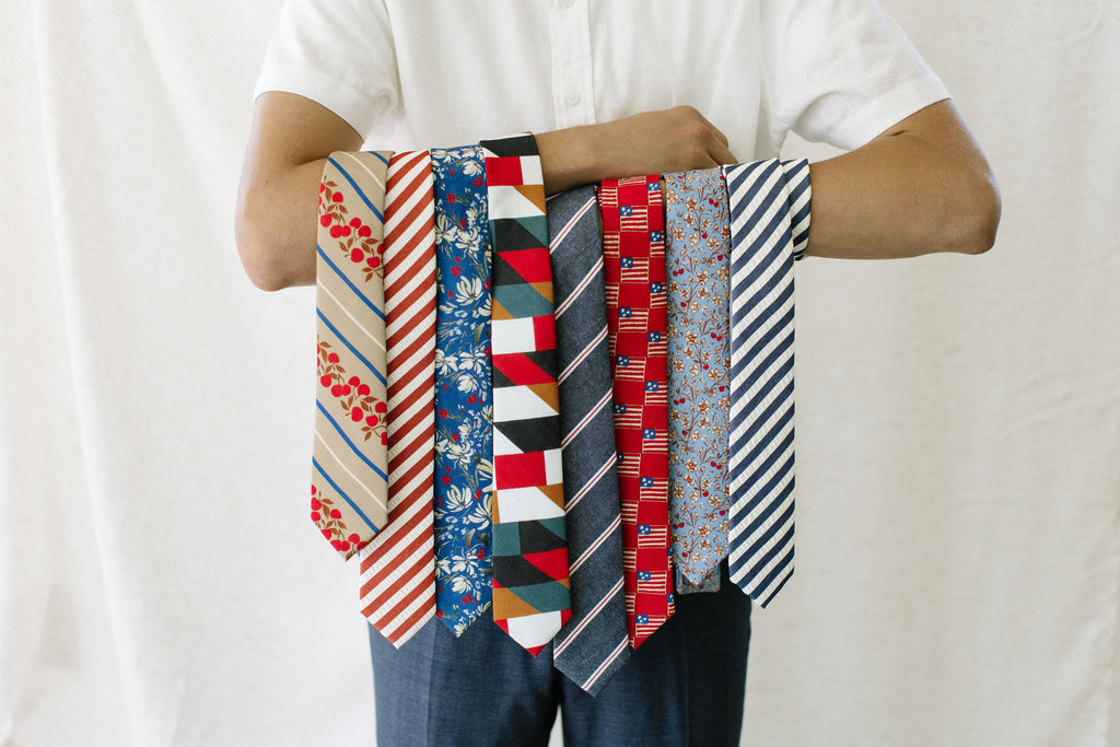 Betsy Ross Men's Tie